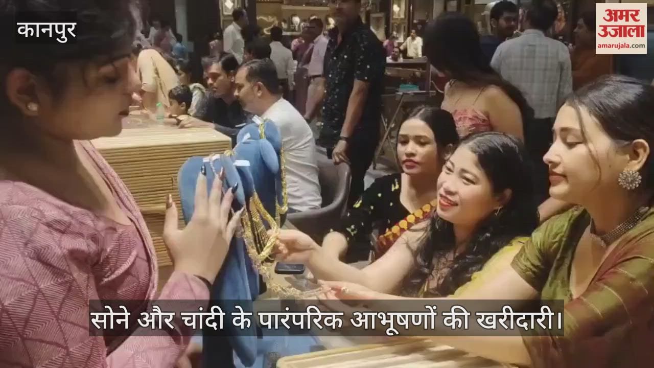 कानपुर: धनतेरस पर दो किलो की बालाजी मूर्ति और 200 ग्राम का पेन बना आकर्षण का केंद्र