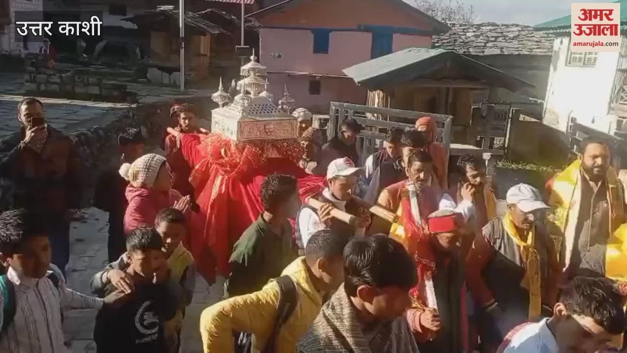 Brother Shanidev Maharaj palanquin leaves for Yamunotri Dham to pick up his sister for doors closing