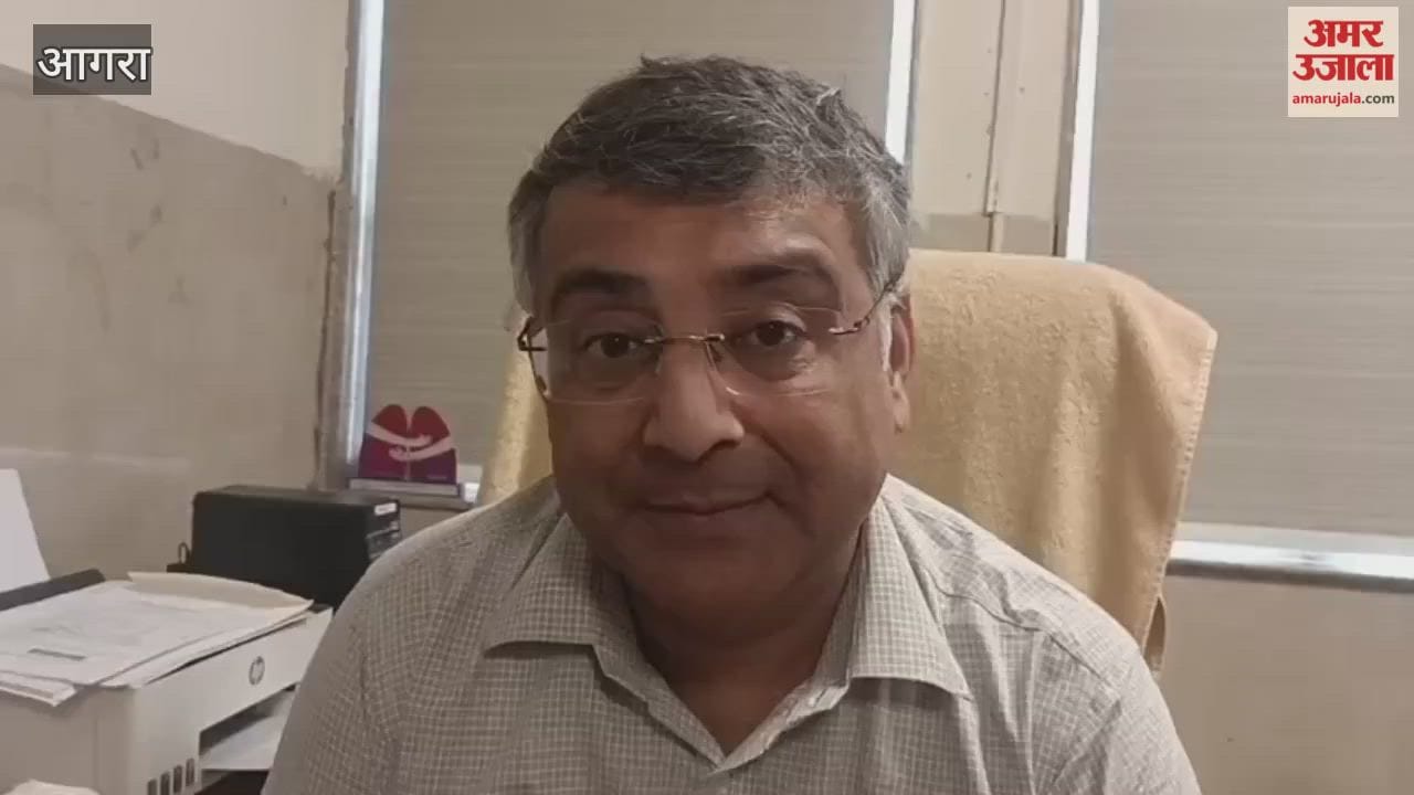 doctor told prevention methods for respiratory patients