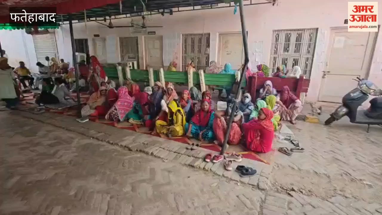 Sanitation workers in Fatehabad will not return to work until dismissed and suspended employees are reinstated