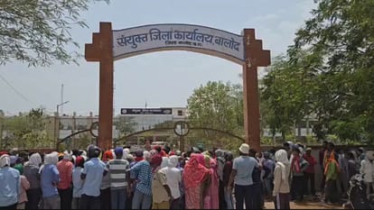 Three months later and no clue Villagers protest in Balod