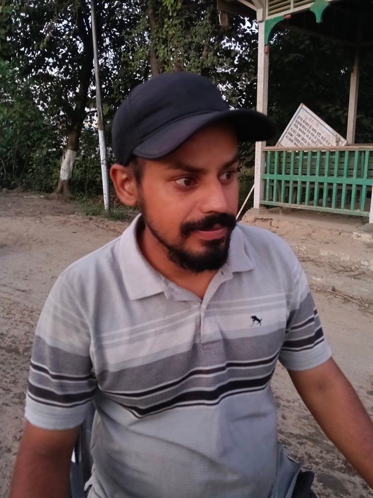 पुरुषोत्तम।