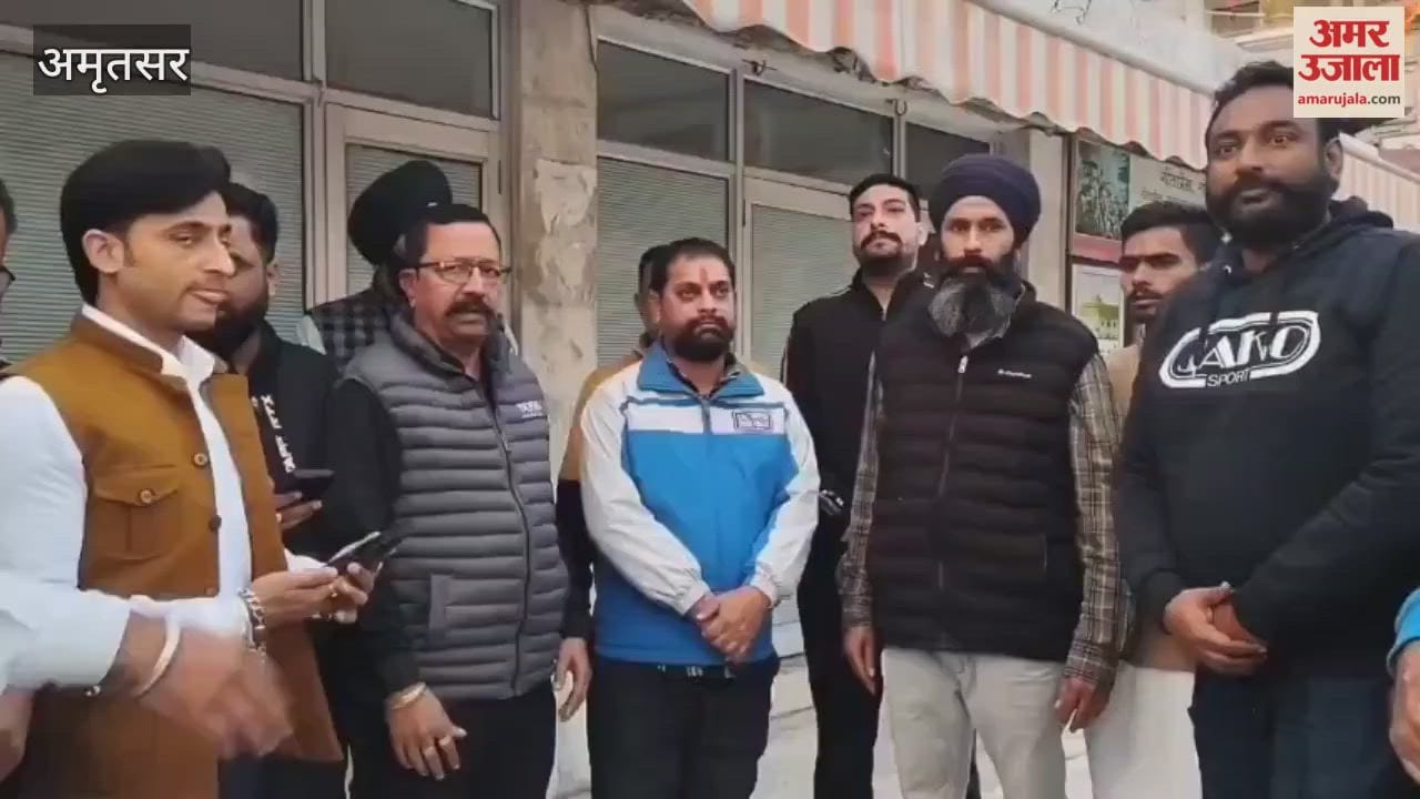 The truck driver apologized at the Durgiana Temple