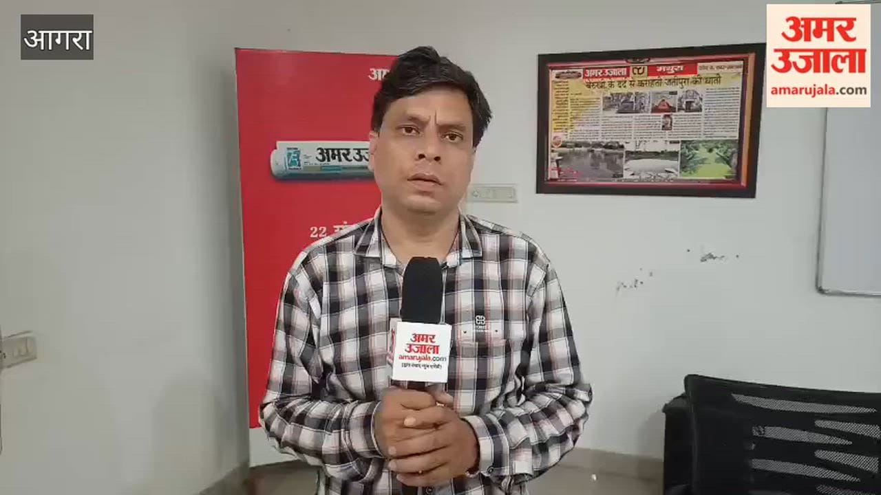 Traffic congestion has worsened at Agra Hariparvat intersection due to construction of metro pillars