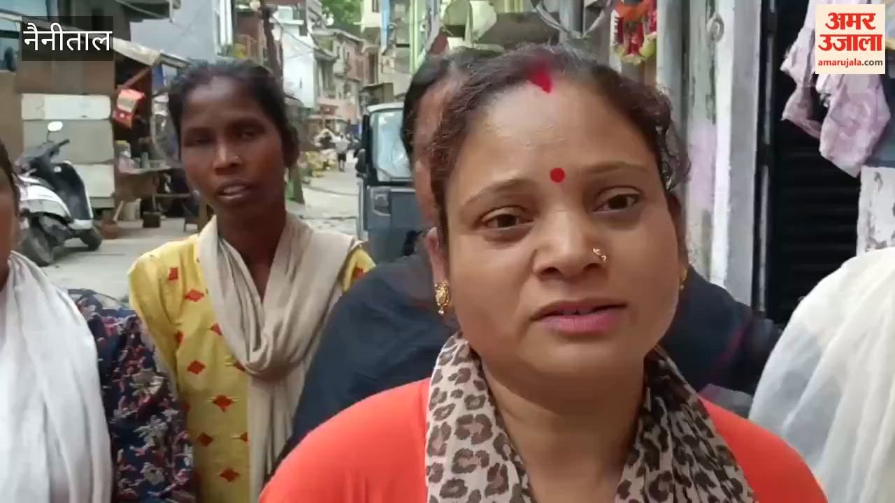 Anger erupted over drinking water crisis in Rajpura ward of Haldwani, people protested