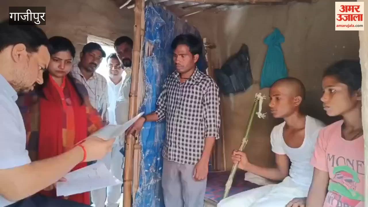 DM Hands Over Relief Checks to Children Whose Parents Died in Lightning Strike