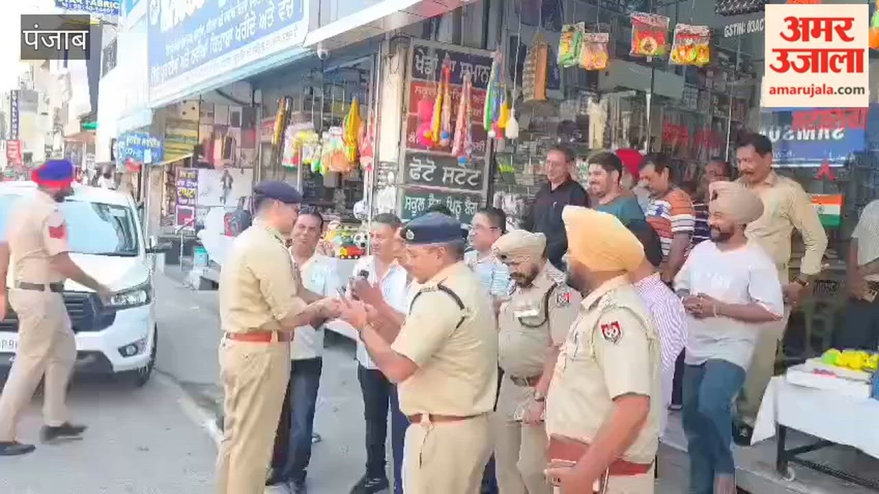 Moga Police held a meeting with representatives of trade unions.