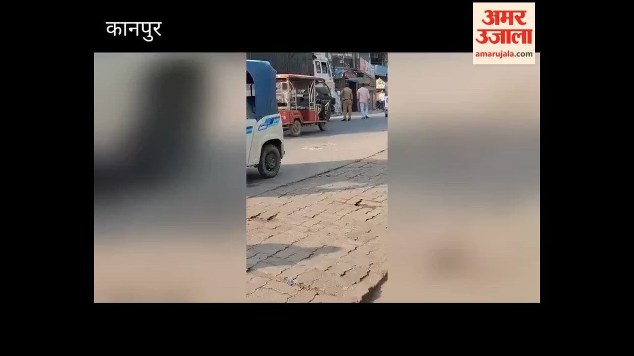 Kanpur: Video of Home Guard Accepting Money from Truck Driver Goes Viral