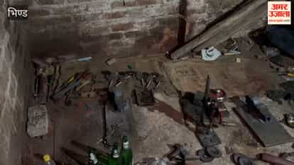 An illegal country-made pistol factory was operating behind the SP's office
