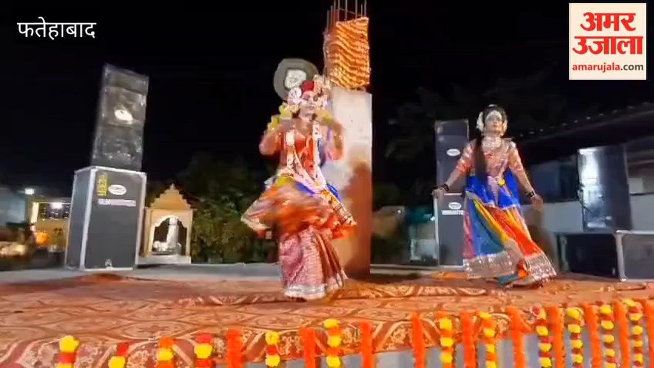 Krishna Janmashtami celebrated with great enthusiasm at Shiv Nandi Gaushala in Tohana; a cake made of 101 cow-milk-based sweets was cut.