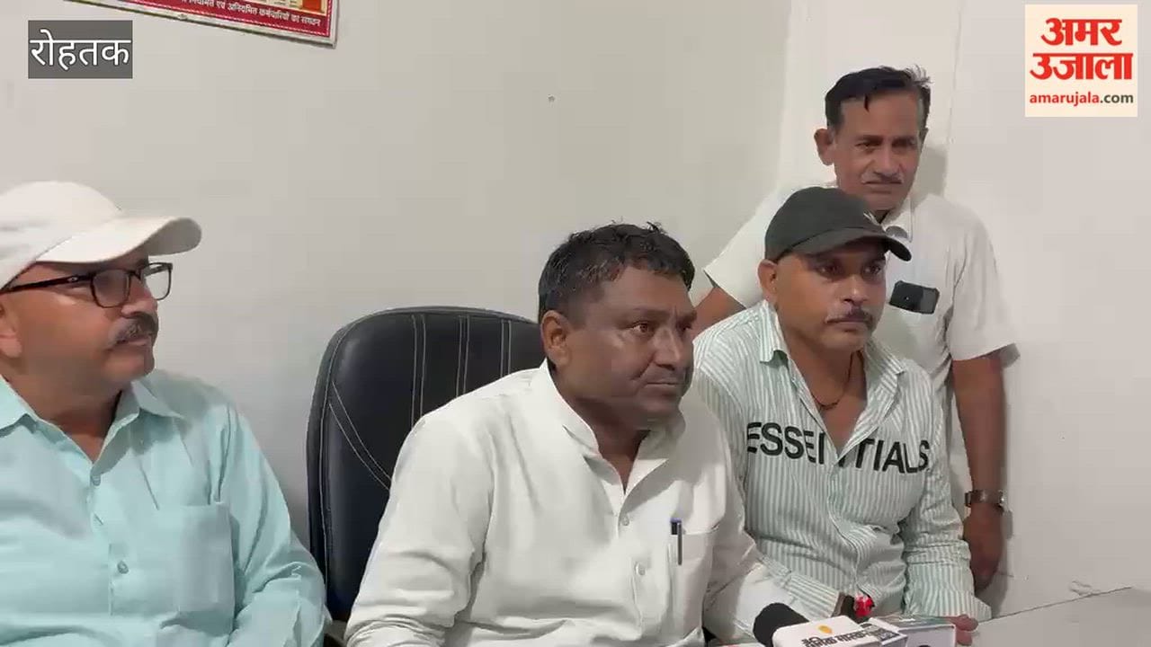 Rohtak: Sanitation workers warn of another strike if they are not taken back on duty on Monday.