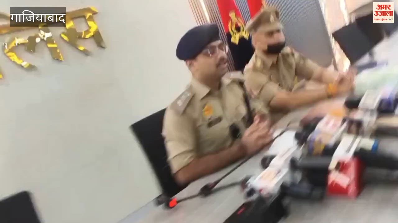 Police arrested two accused in a murder case in Ghaziabad