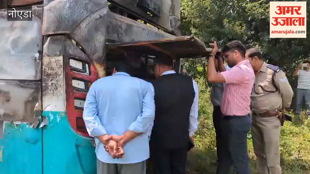 RTO Siyaram Verma inspected bus along with his team