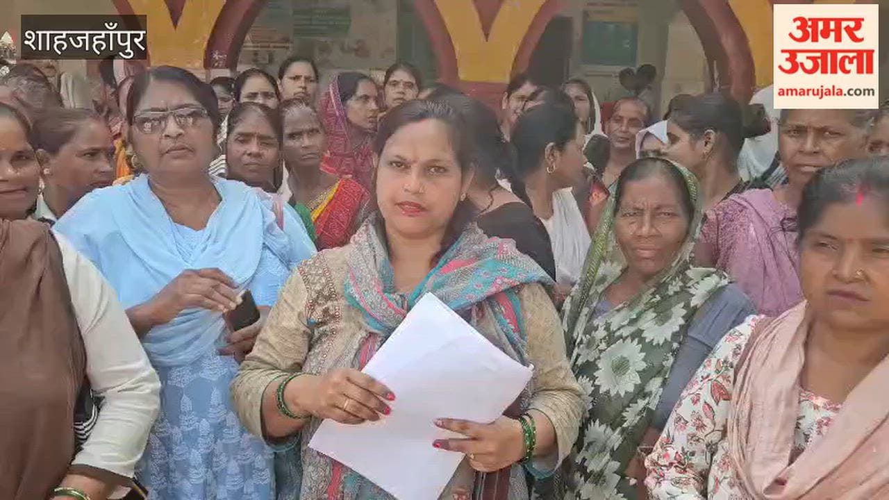 ASHA workers protest at CHC over their demands