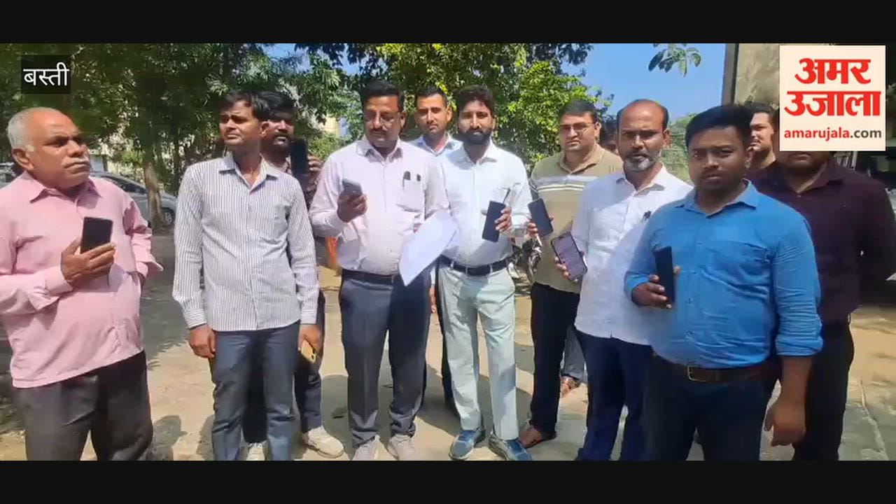 lekhpals boycott online work in basti over unfulfilled demands