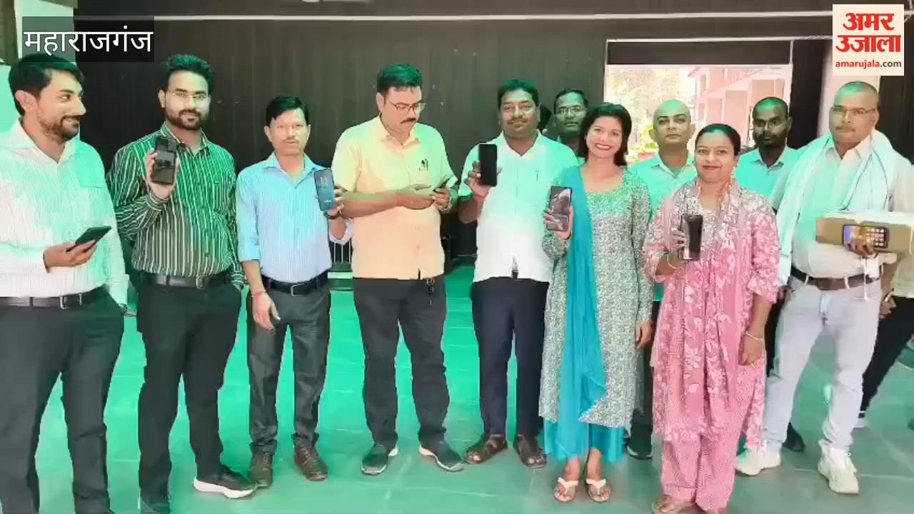 Lekhpals staged a protest over demands including salary hike in maharjganj