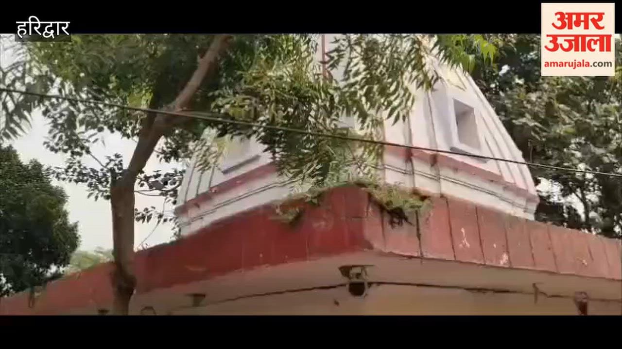 Haridwar: Tractor crashes into Shiva temple in Missarpur after breaking through the wall