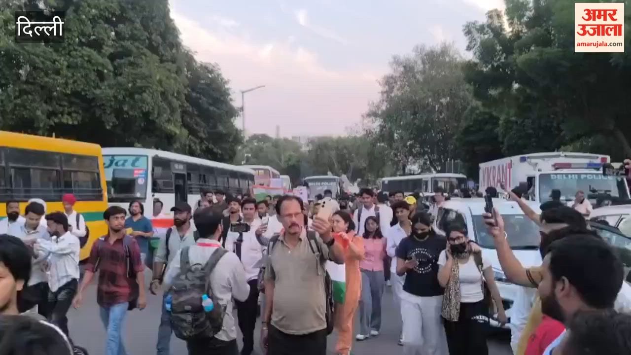 Tiranga Yatra taken out in inner circle of Connaught Place