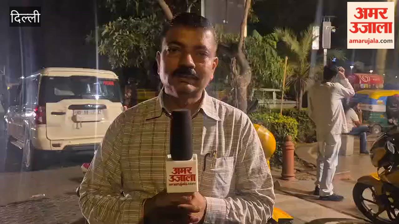 What was the Delhi Police's strategy regarding the protest