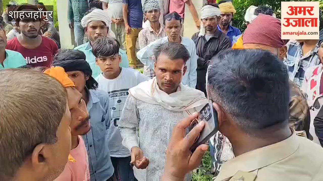 Family members halt Deepak last rites awaiting MLA arrival in Shahjahanpur