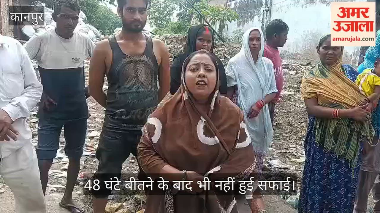 Fed up with the filth in Kanpur municipal councillor issues ultimatum she will bathe in garbage