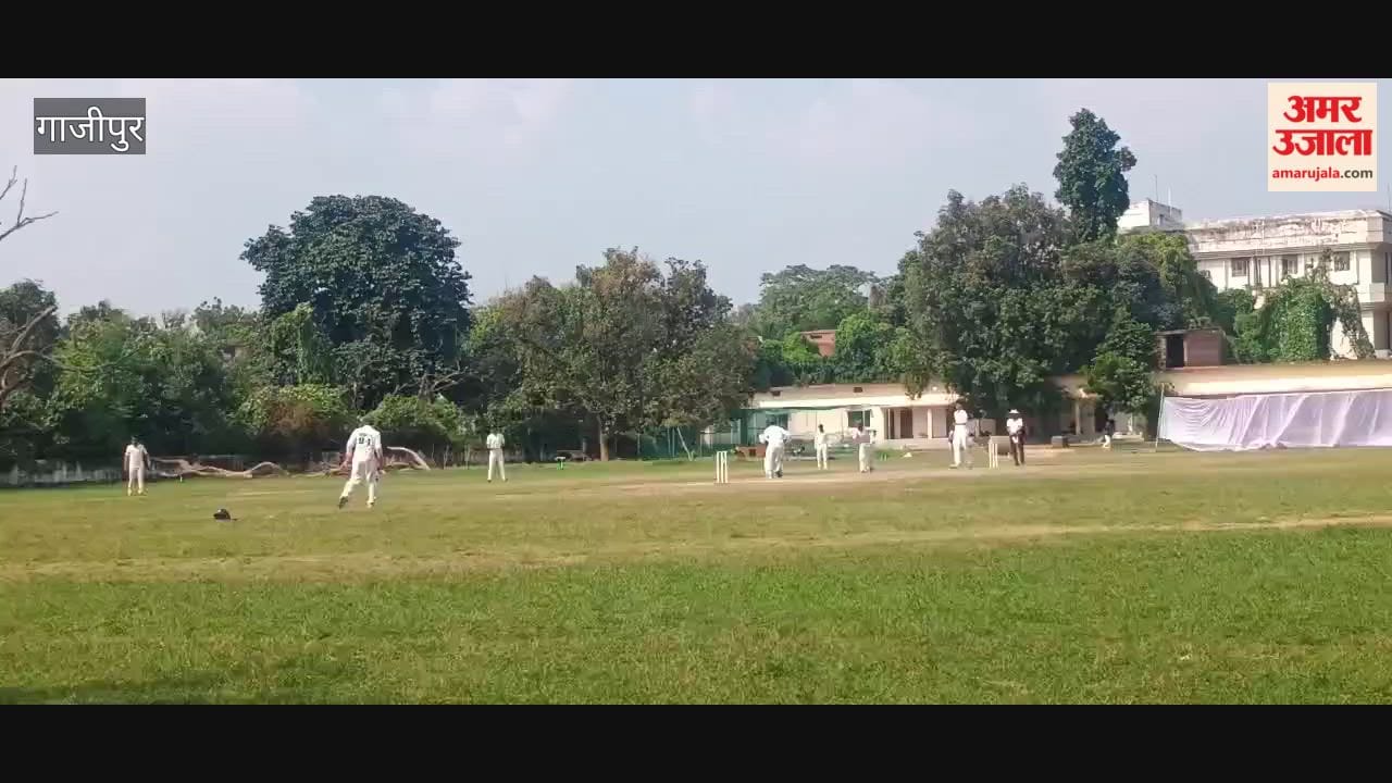 VIDEO: Vedant Cricket Club Mau wins the first match of the league by two wickets