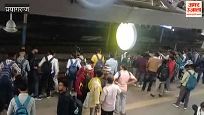 Crowds of examinees gather at Prayagraj Junction for the PET exam