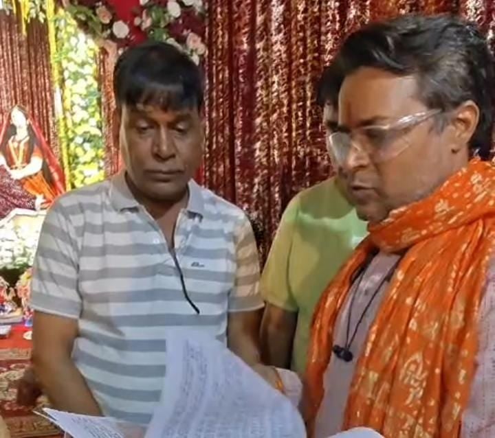 कार्टून और एआई से बनी मूर्तियों को लेकर आपत्ति